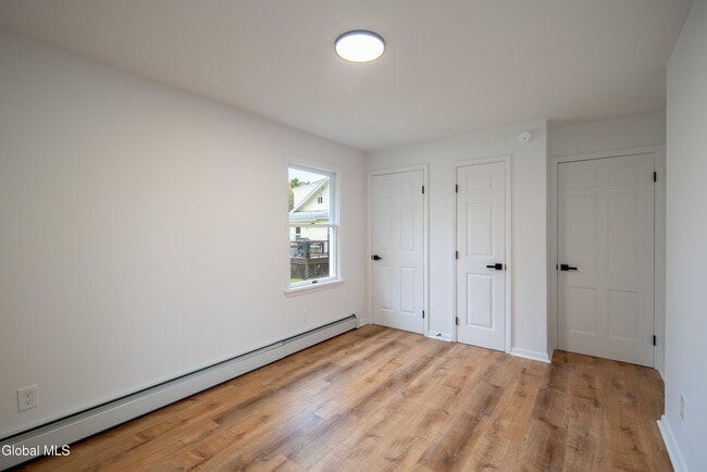 Building Photo - 644 Delaware Ave