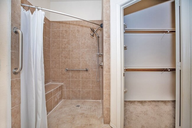 Building Photo - Yuma East Rental Available.