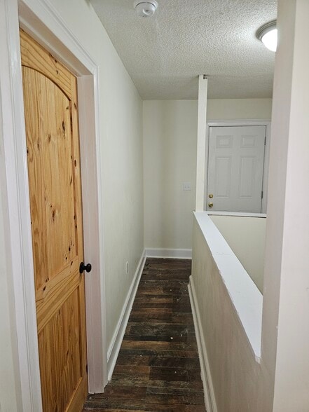 Upstairs hallway - 389 Mingo St