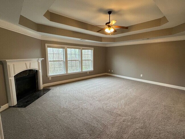 Building Photo - 917 Wallace Falls Dr