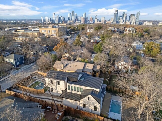 Building Photo - 2107 Brackenridge St