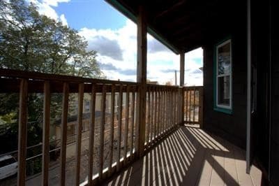 Building Photo - 53 Hinckley St