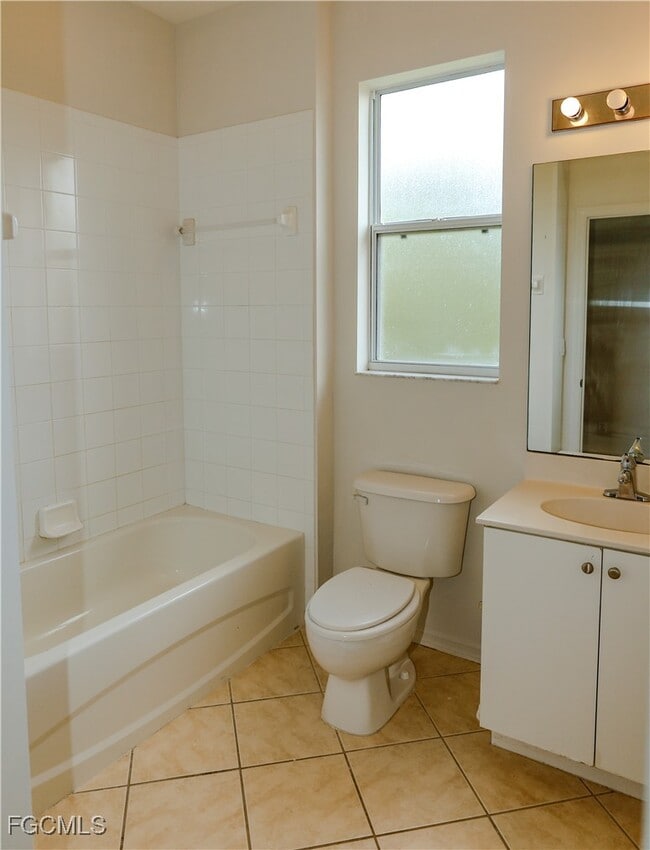 Building Photo - 4213 Liron Ave