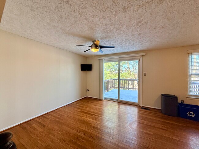 Building Photo - 8152 Mandan Terrace