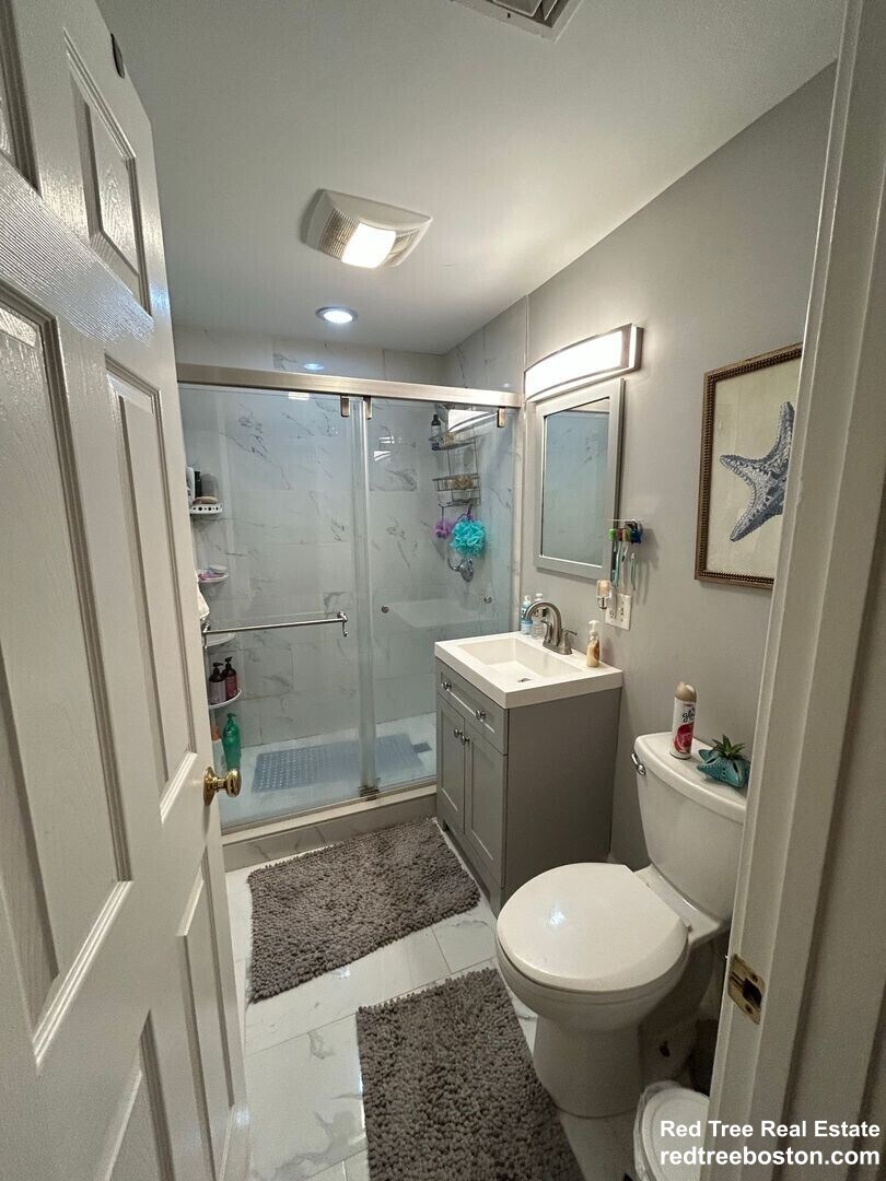 Building Photo - 777 Parker St