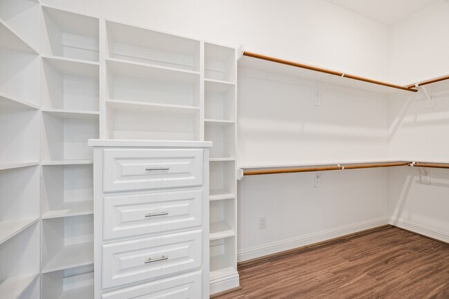 Building Photo - 12587 St Ann Ct