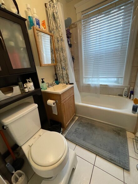 Building Photo - 28 Quint Ave