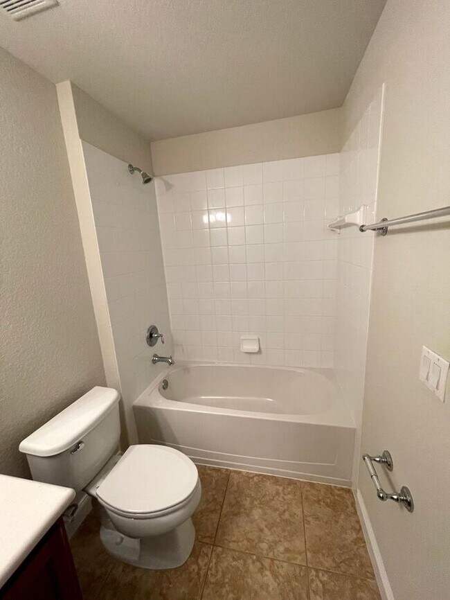 Building Photo - Capri Villa in Village Walk-11831 Iselle D...