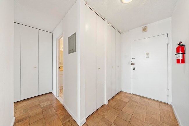 Building Photo - 7855 JFK Blvd E