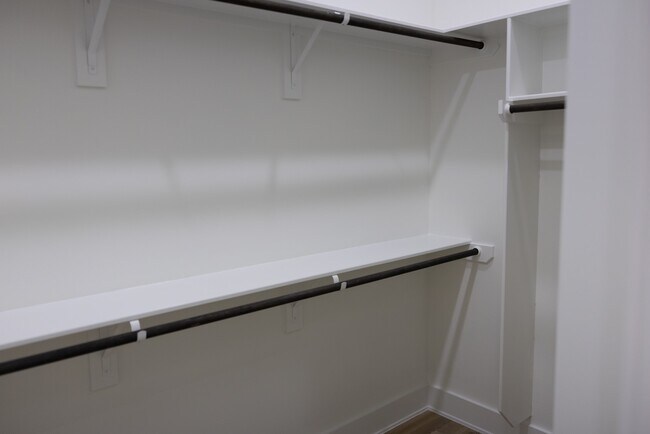 Building Photo - 3909 Maggie St