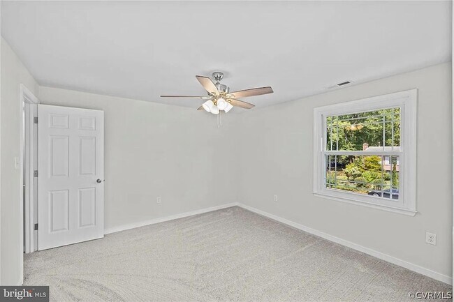 Building Photo - 3907 Harvette Dr