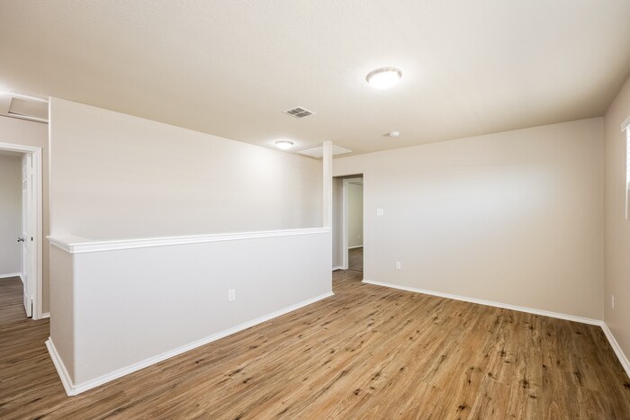 Building Photo - 5738 Red Canyon