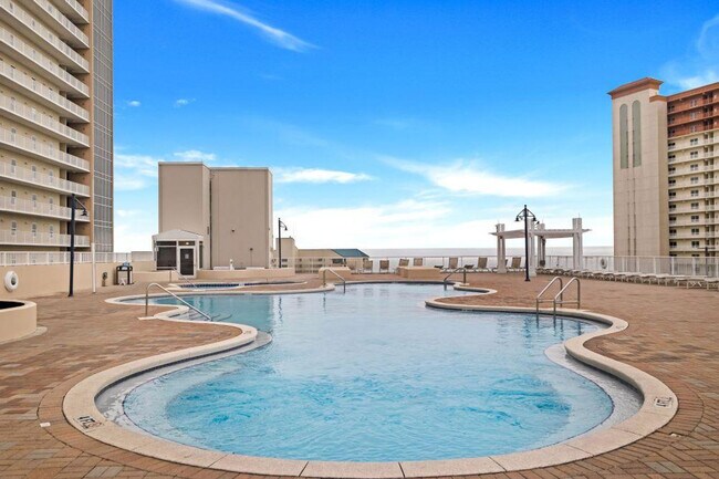 Building Photo - 9860 S Thomas Dr