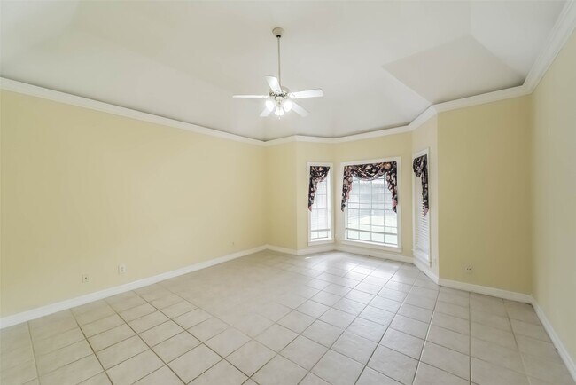 Building Photo - 1706 Galleon Oaks Dr