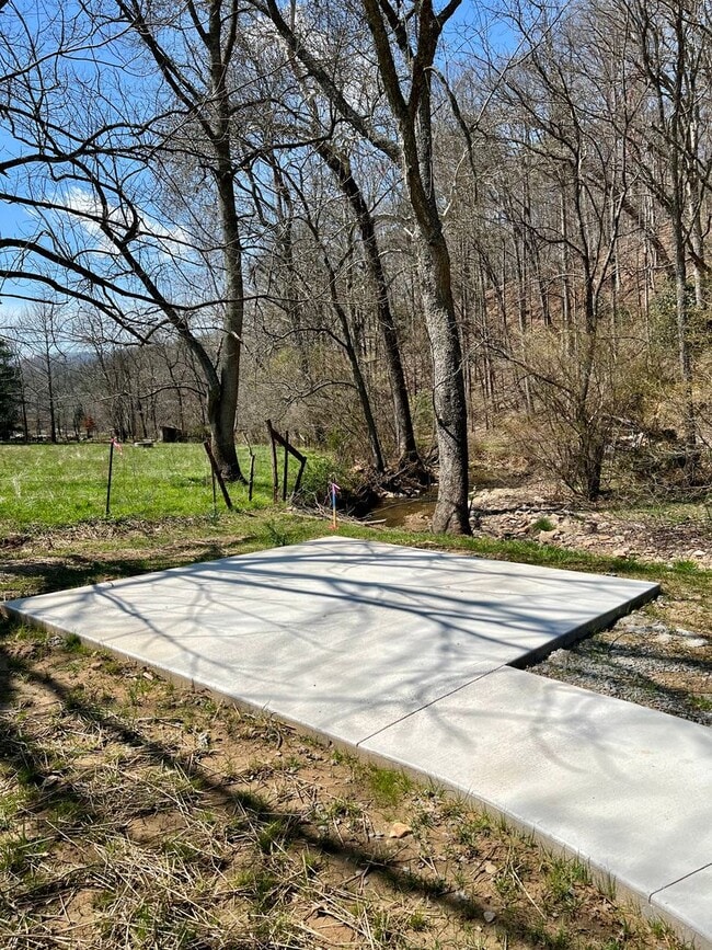 Building Photo - Updated 2 Bed 1 Bath Home in Mars Hill, NC!!