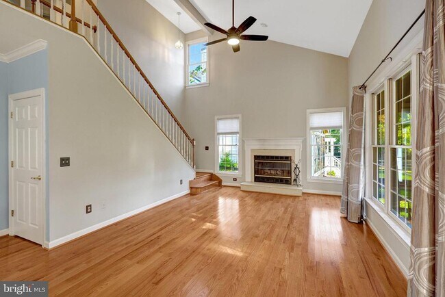 Building Photo - 47001 Smithwood Ct