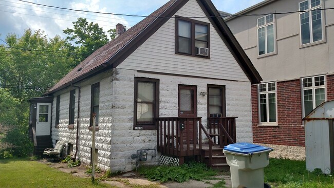 Building Photo - 1649 N Jackson St