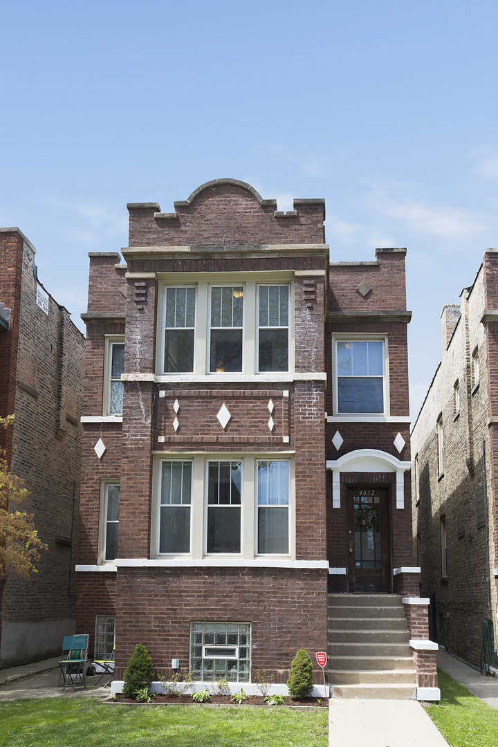 Building Photo - 4852 N Talman Ave