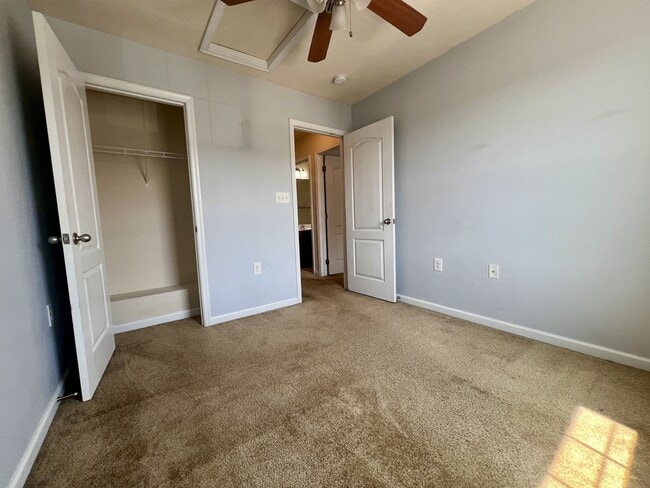 Building Photo - 328 Falcon Run