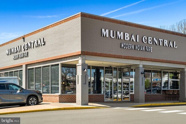 Building Photo - 255 W Falls Station Blvd