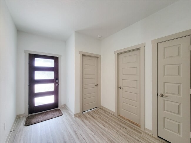 Building Photo - 7015 Halifax Harvest Ln