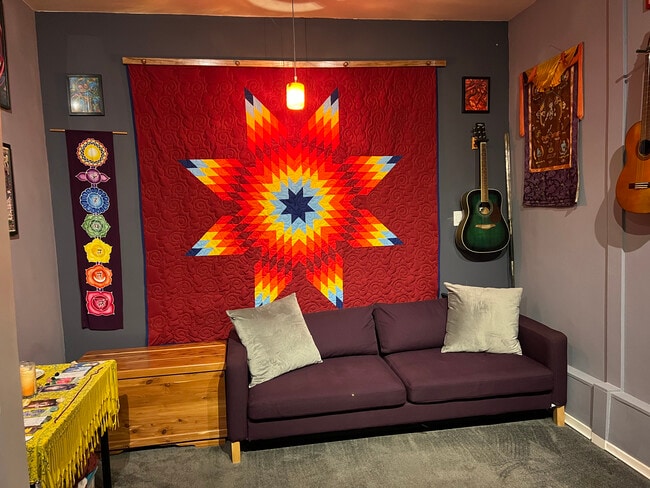 Building Photo - 1033 56th St