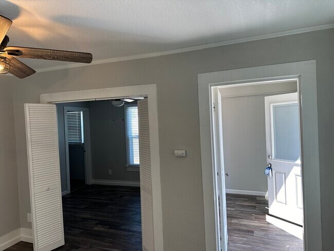 Building Photo - Ceres 1 Bedroom 1 Bathroom Country Home