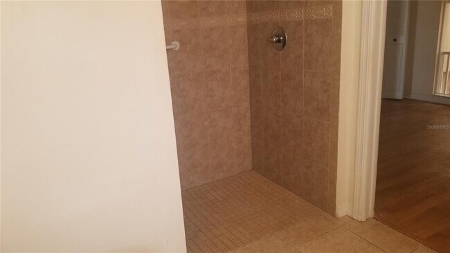 Building Photo - 4026 Star Island Dr