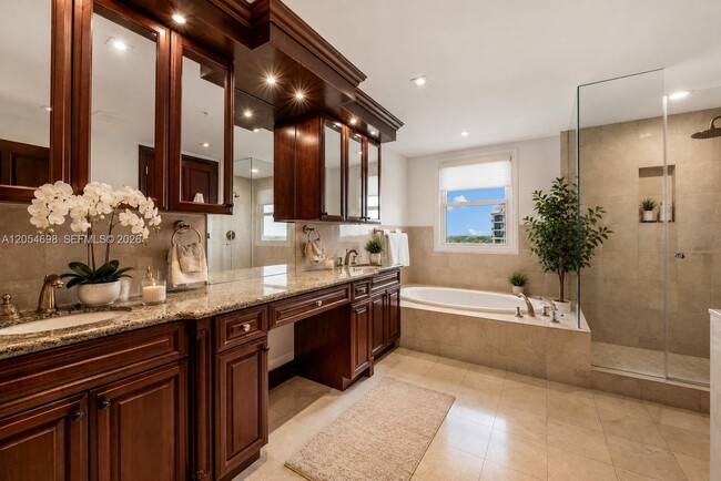 Building Photo - 13633 Deering Bay Dr