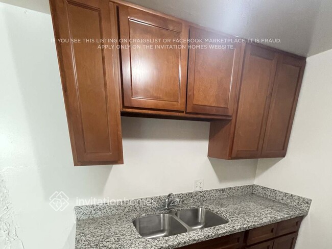 Building Photo - 4915 Douvan Ct