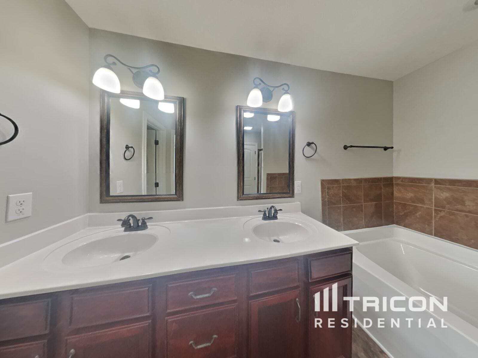 Building Photo - 3770 Tradewinds Terrace