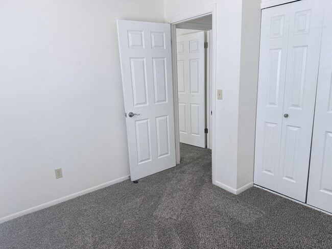 Building Photo - 5710 Eldora Dr