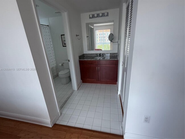 Building Photo - 7275 SW 89th St