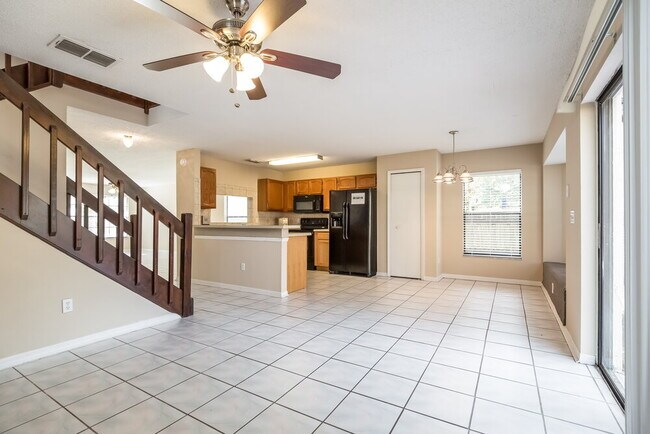 Building Photo - 2197 Grasmere Dr