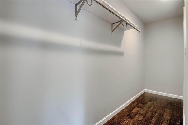 Building Photo - 3110 Red River St