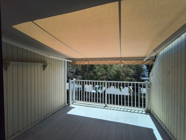 Building Photo - 1BED/1BATH Condo Located in a Quiet Area of Downtown Concord, Ca!!