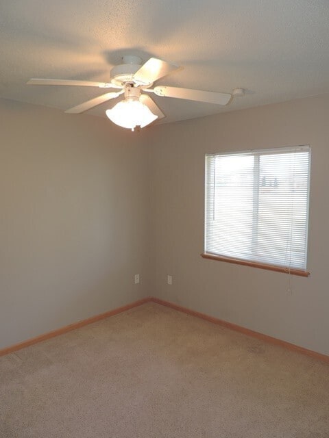 Building Photo - $1,600 | 3 Bedroom, 2 Bathroom Multi Floor Duplex | Pet Friendly* | Available for a August 1st, 2...