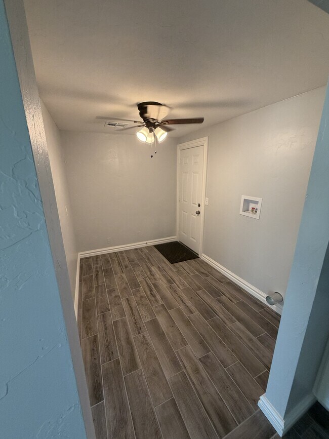 Building Photo - 4769 SE 27th St