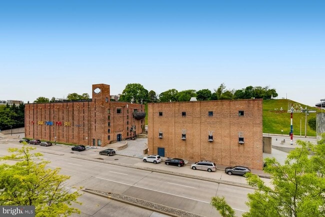 Building Photo - 801 Key Hwy