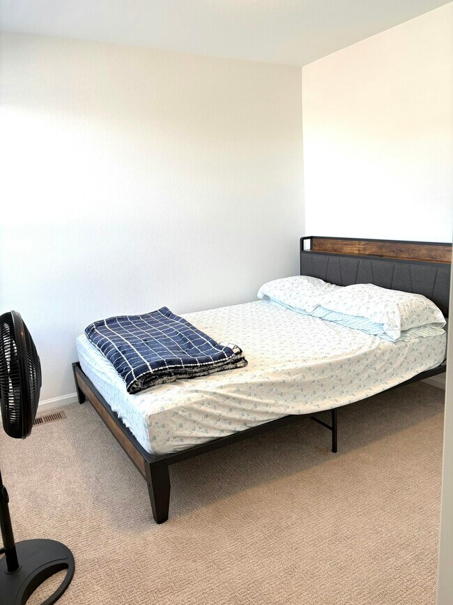 Building Photo - 19005 E 66th Ave