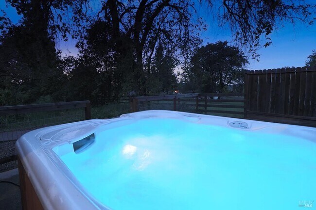 Building Photo - 6600 Guerneville Rd