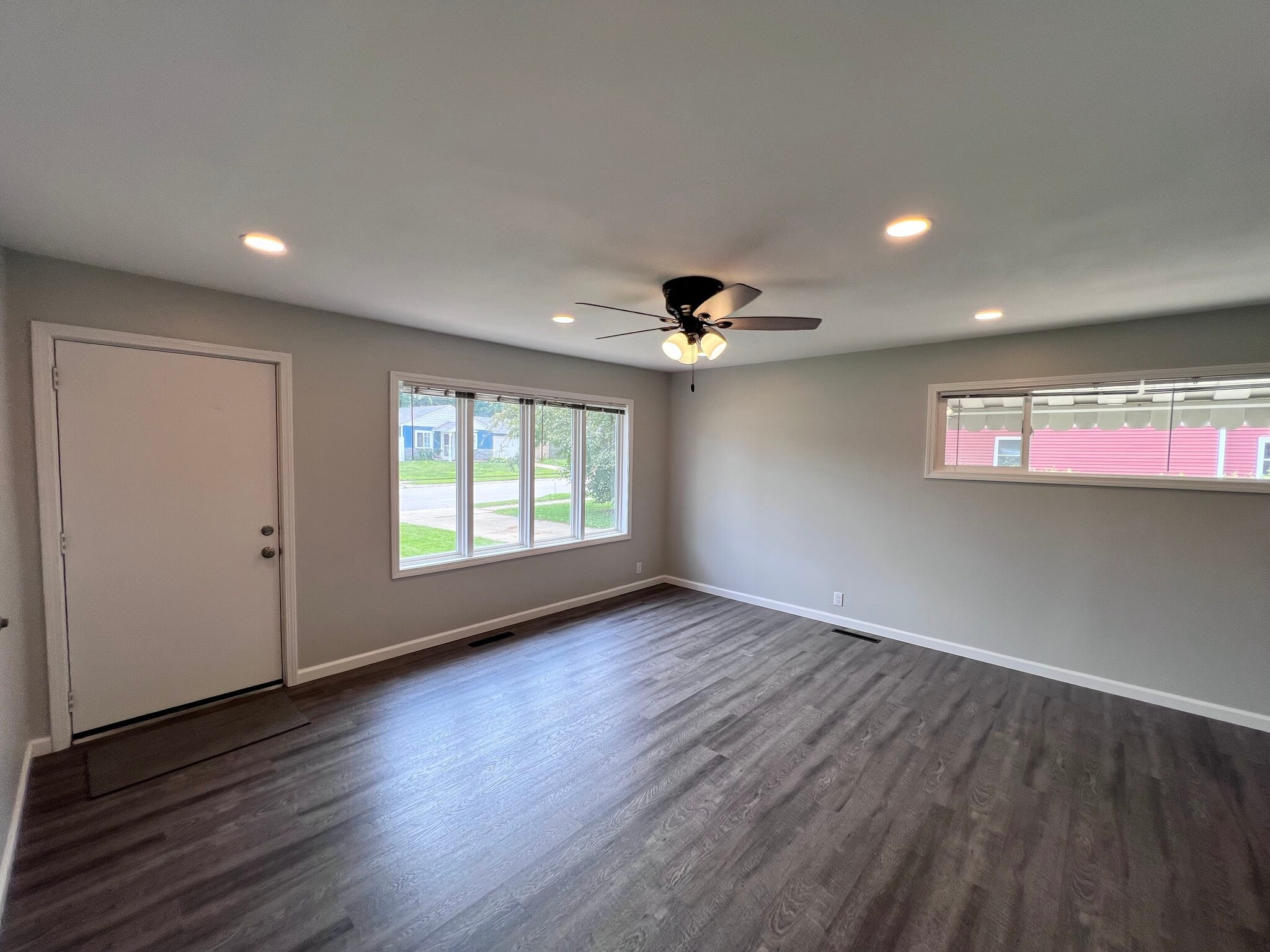 Living Room - 1247 Dennis Dr