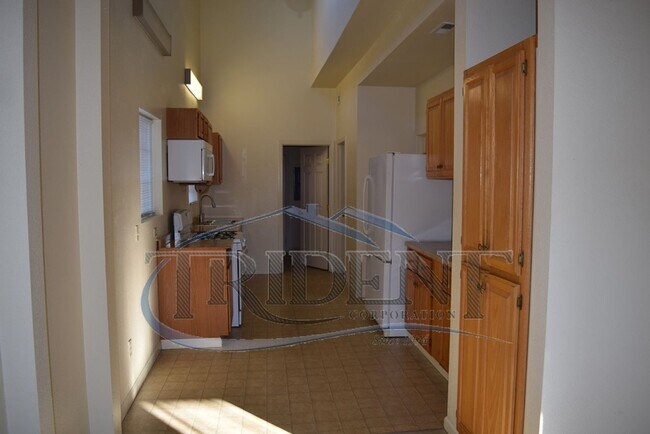 Building Photo - 830 Wilkie Way