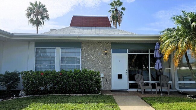 Building Photo - 4354 Tahitian Gardens Cir