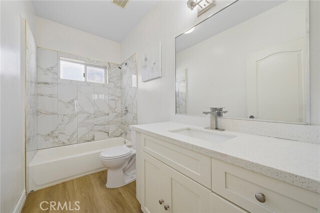 Building Photo - 527 S 5th Ave