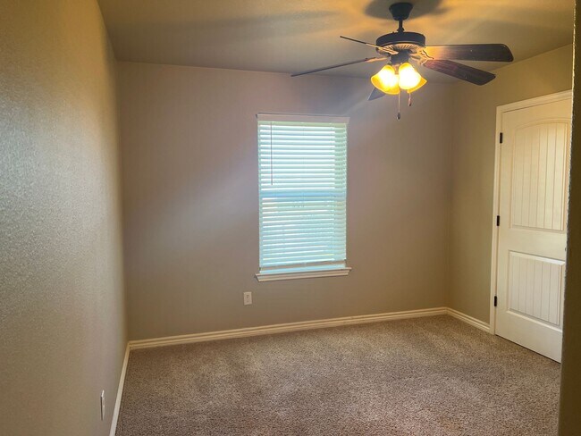 Building Photo - 3503 Sands Ln