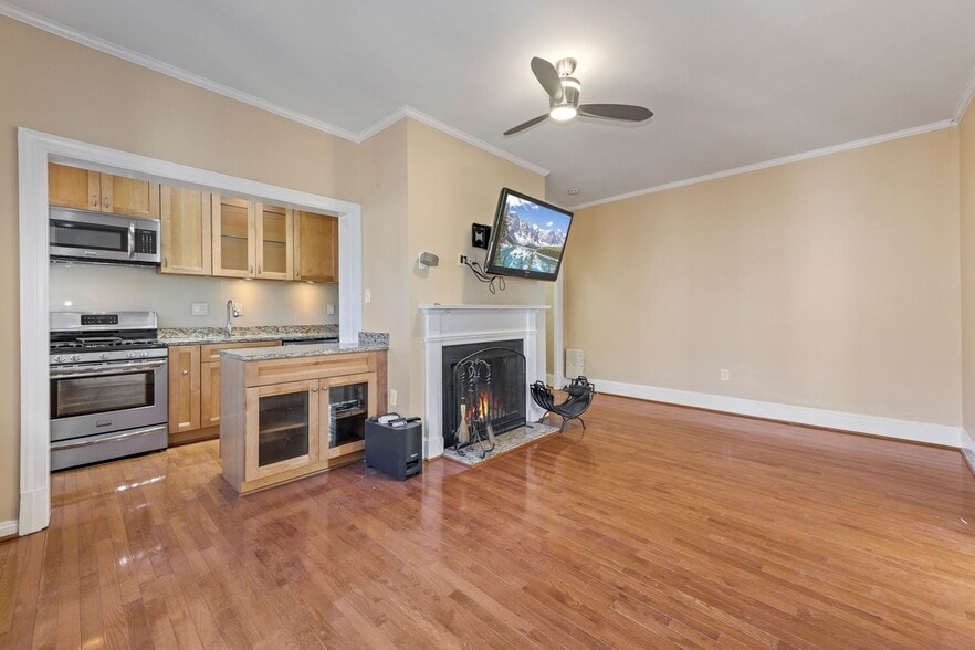 Updated, open & bright kitchen - 3616 Connecticut Ave NW