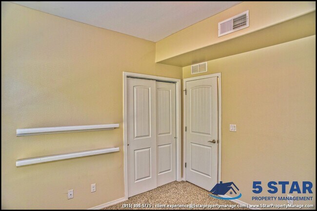 Building Photo - 452 Isaias Ave.