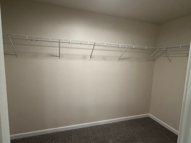 Building Photo - Charming Upgraded Home in Deschutes River Crossing North – SW Bend