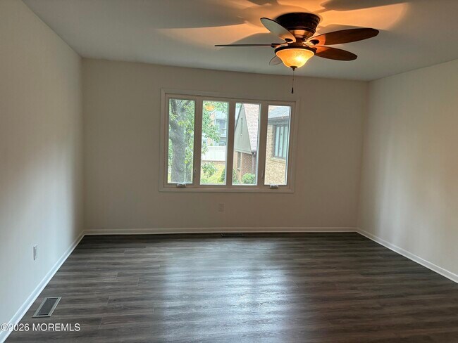 Building Photo - 306 Cutty Ct